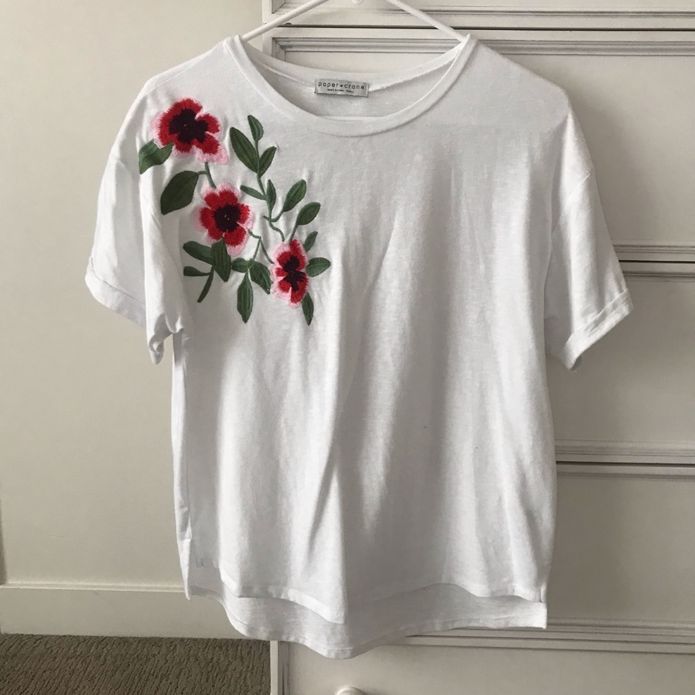 NEW Paper Crane Floral Embroidered T Shirt